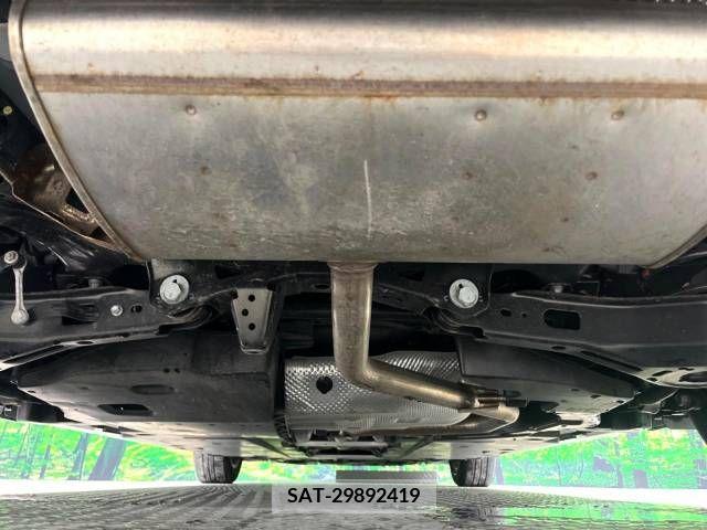Toyota PRIUS 2022-07 322519-19
