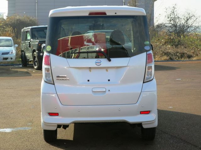 Nissan DAYZ ROOX 2019-01 180440-3