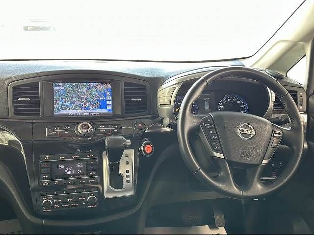 Nissan ELGRAND 2015-02 11800-1