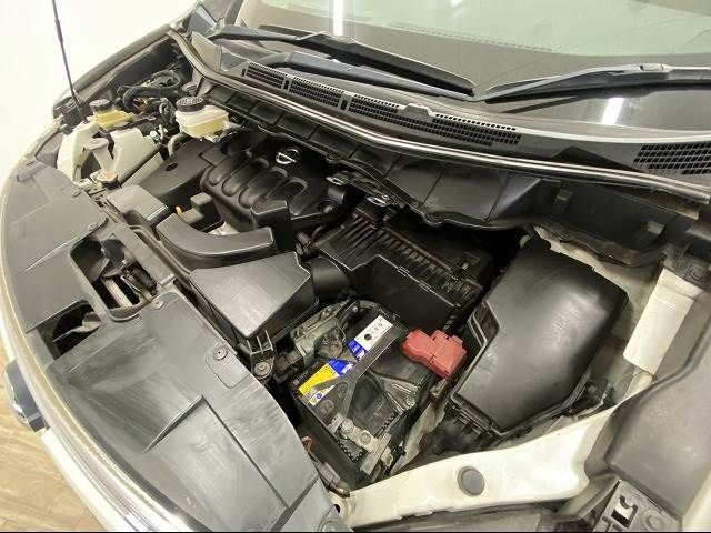 Nissan ELGRAND 2015-02 11800-17
