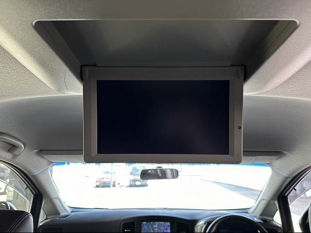 Nissan ELGRAND 2015-02 11800-10