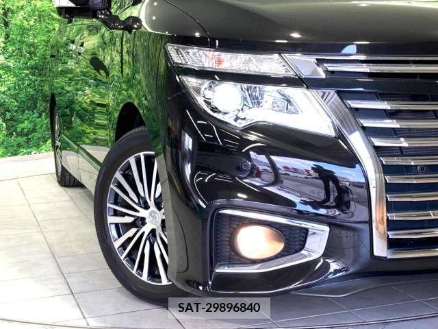 Nissan ELGRAND 2019-02 380100-12