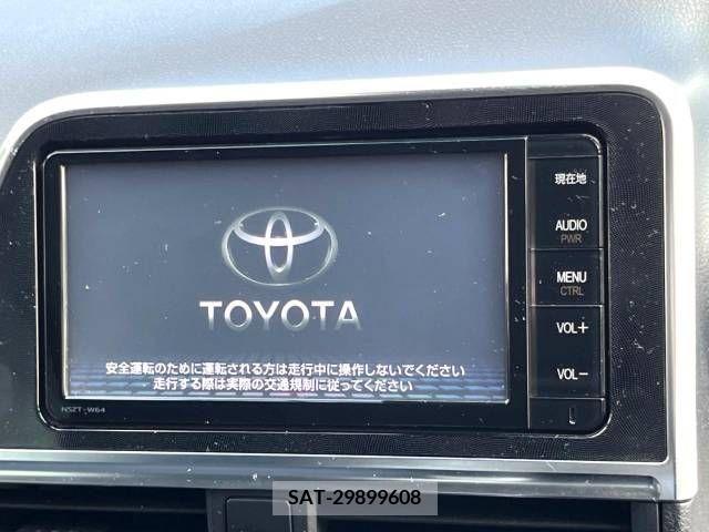 Toyota SIENTA 2015-10 368214-4