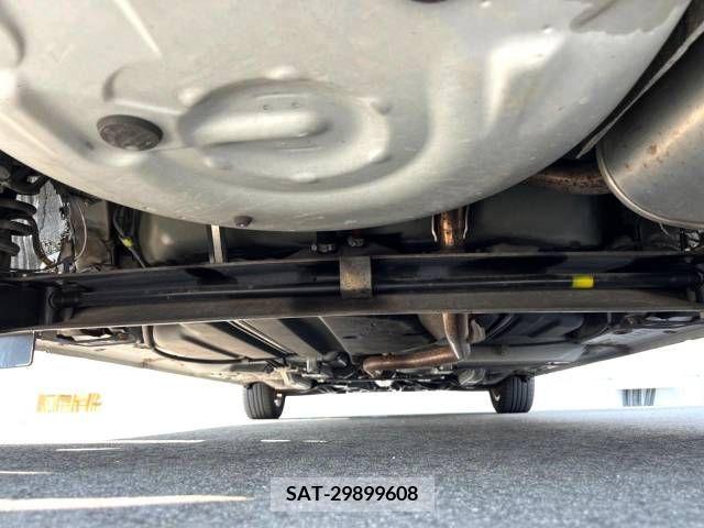 Toyota SIENTA 2015-10 368214-19