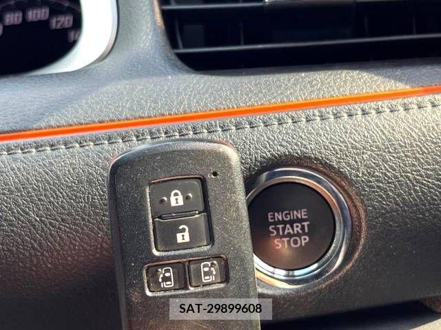 Toyota SIENTA 2015-10 368214-6
