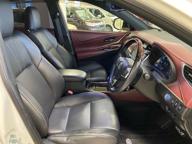 Toyota HARRIER HYBRID 2016-05 11784-16