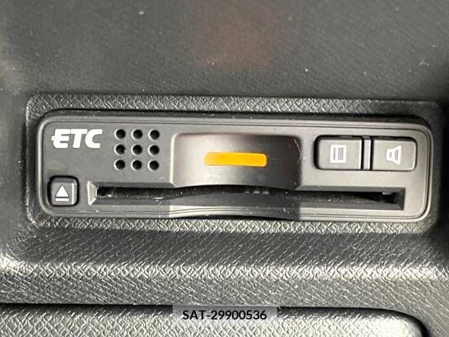 Honda e 2013-08 225096-6