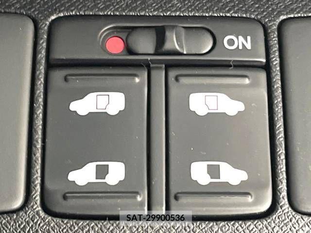 Honda e 2013-08 225096-2