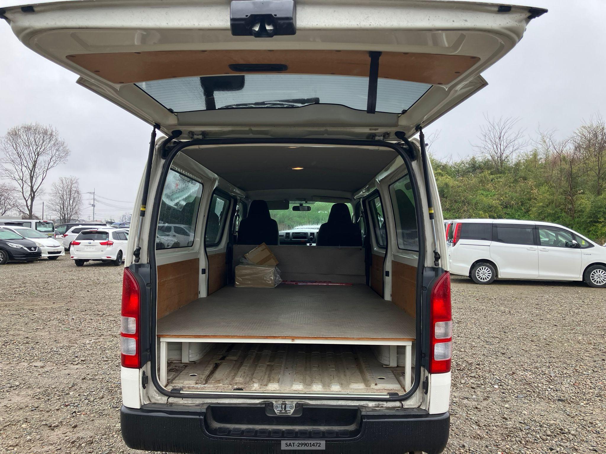 Toyota HIACE VAN 2017-05 258346-6