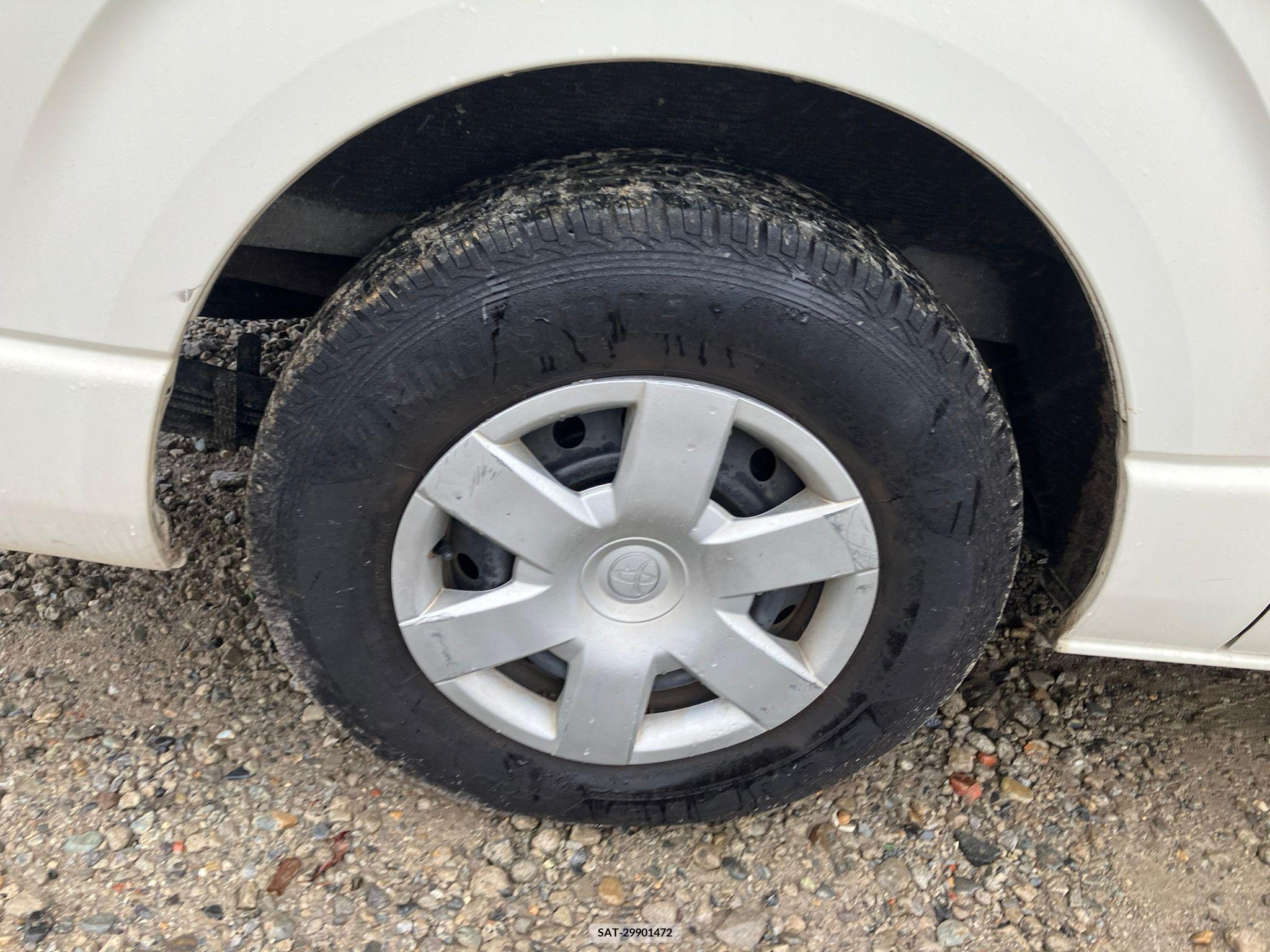 Toyota HIACE VAN 2017-05 258346-15