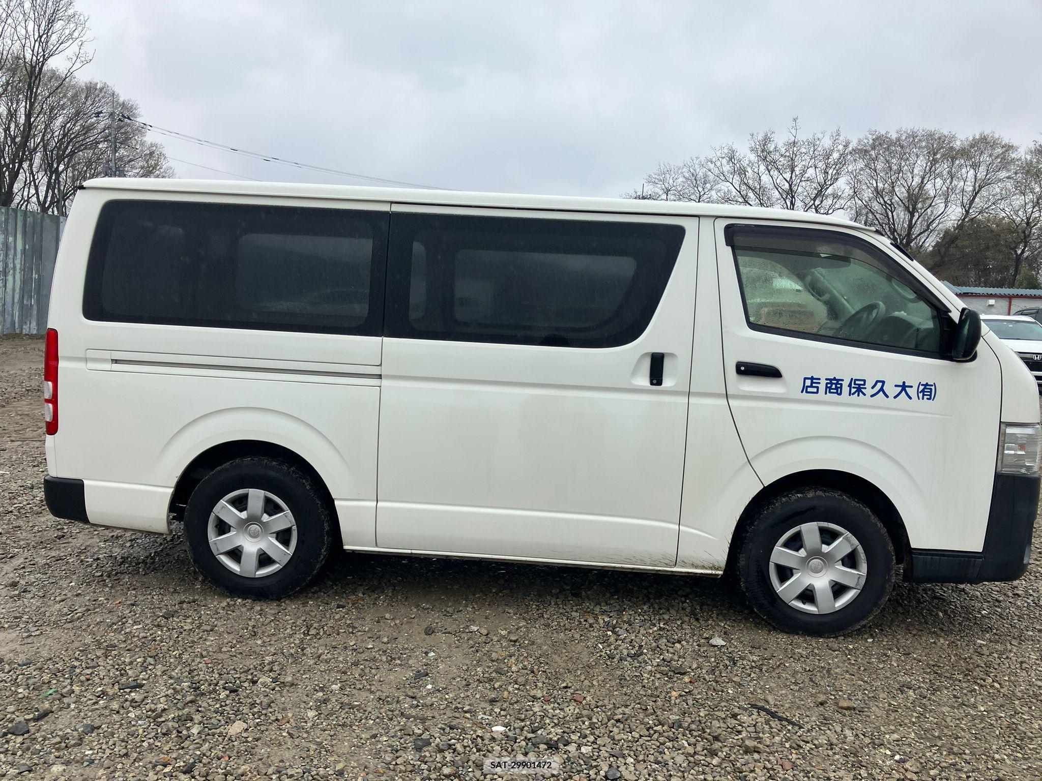 Toyota HIACE VAN 2017-05 258346-25