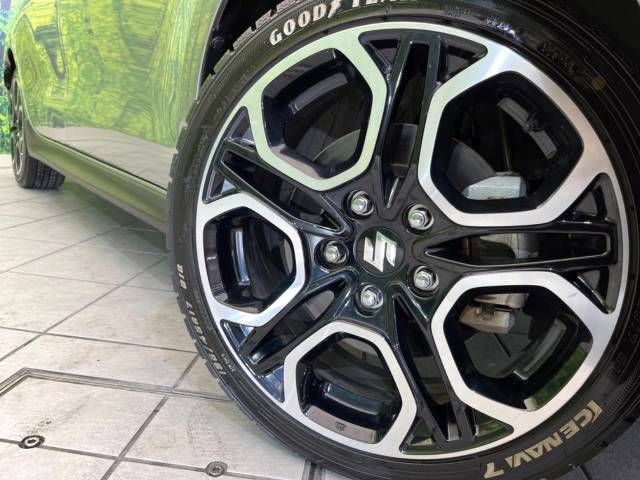 Suzuki SWIFT 2017-11 182040-13