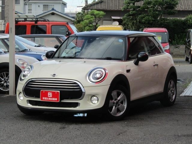 Bmw MINI 2018-12 8665-1