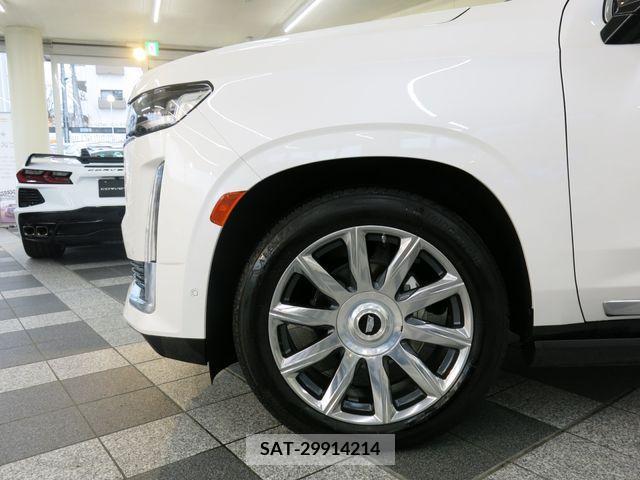 Cadillac ESCALADE 2021-12 263342-1