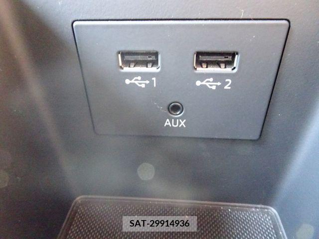 Audi A3 2017-07 329472-23