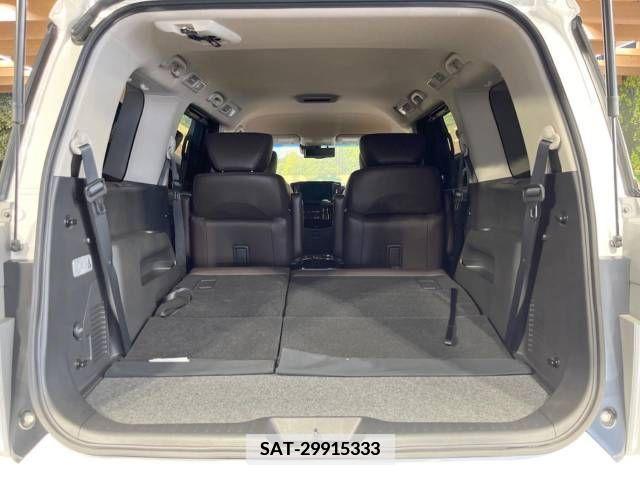 Nissan ELGRAND 2022-12 359704-11