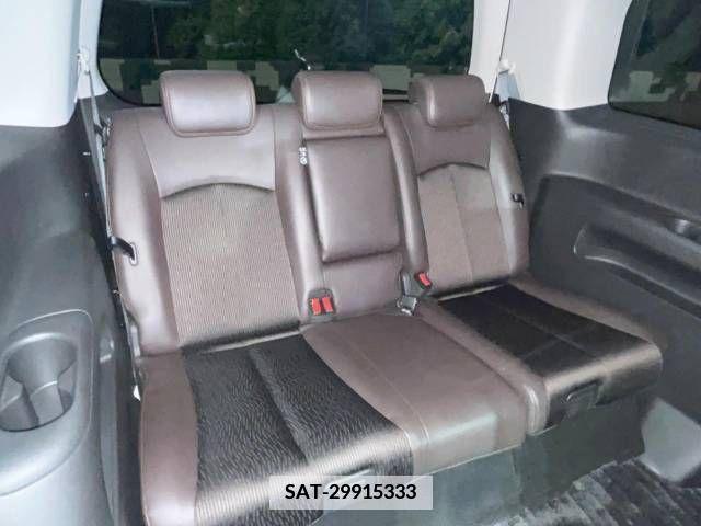 Nissan ELGRAND 2022-12 359704-10