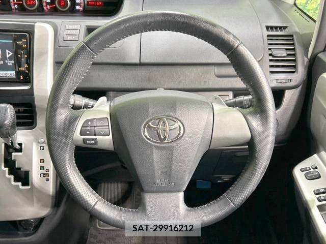 Toyota VOXY 2011-04 289478-12