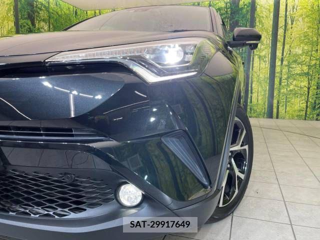 Toyota C-HR 2018-04 223563-12