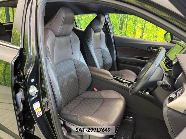 Toyota C-HR 2018-04 223563-8