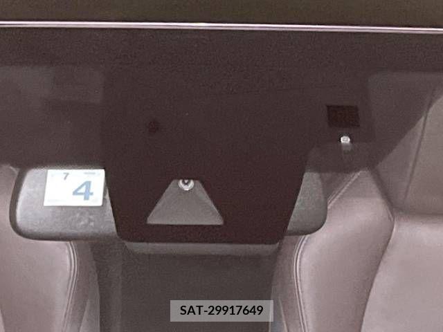 Toyota C-HR 2018-04 223563-3