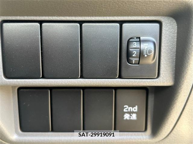 Suzuki EVERY 2020-11 385304-14
