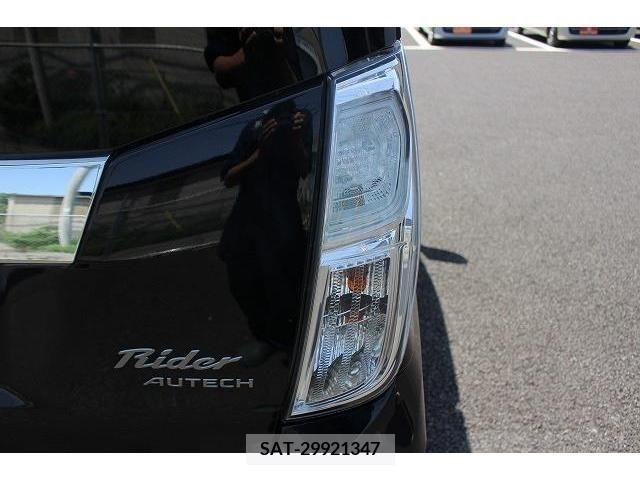 Nissan DAYZ 2014-10 387493-10