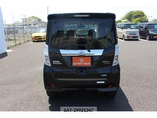 Nissan DAYZ 2014-10 387493-7