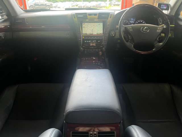 Lexus LS 2007-02 6705-12