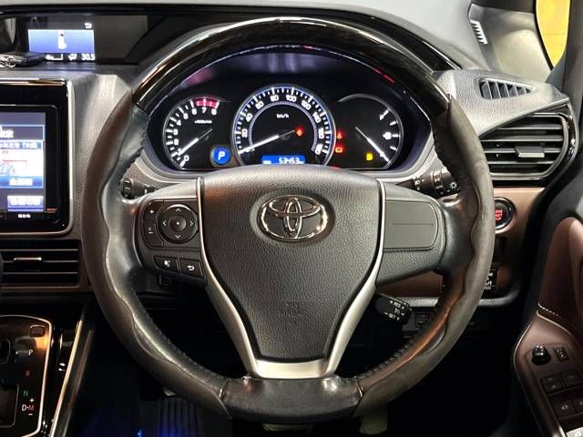 Toyota ESQUIRE 2015-12 187466-11