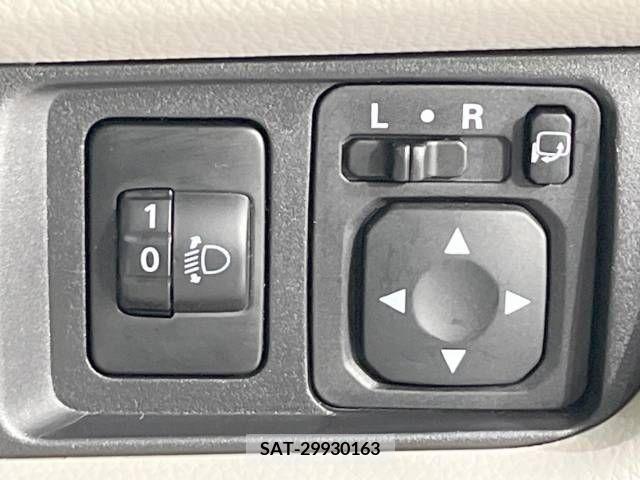 Nissan DAYZ 2014-07 323299-3