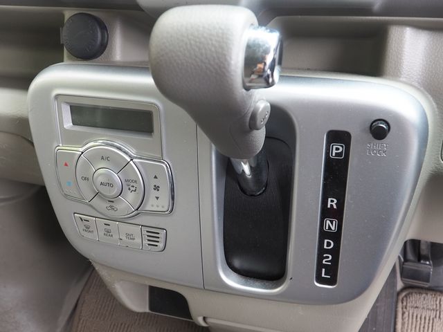Nissan CLIPPER RIO 2018-02 2152-3
