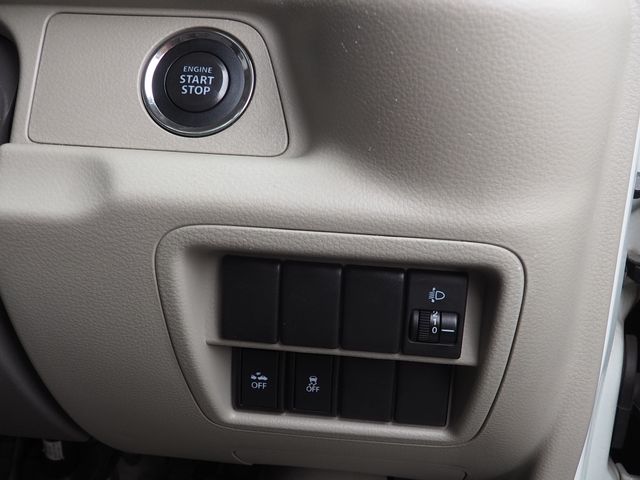 Nissan CLIPPER RIO 2018-02 2152-7