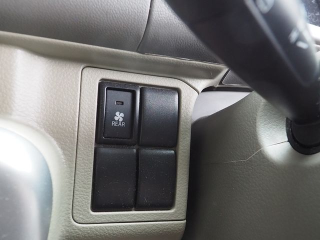 Nissan CLIPPER RIO 2018-02 2152-6