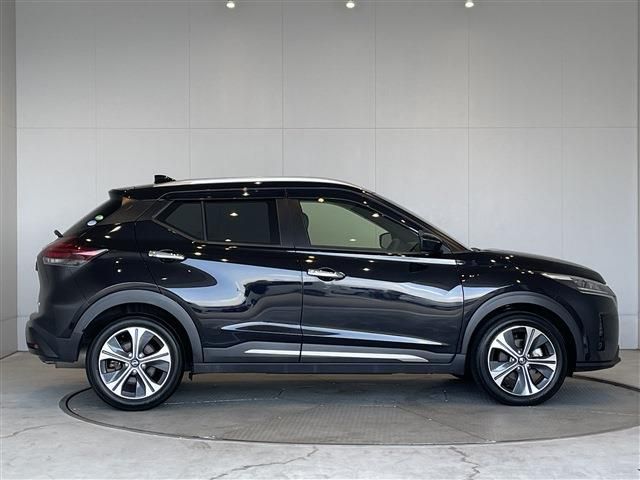 Nissan KICKS 2021-02 24606-13