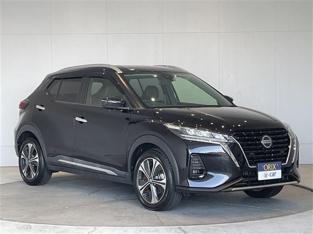Nissan KICKS 2021-02 24606-10