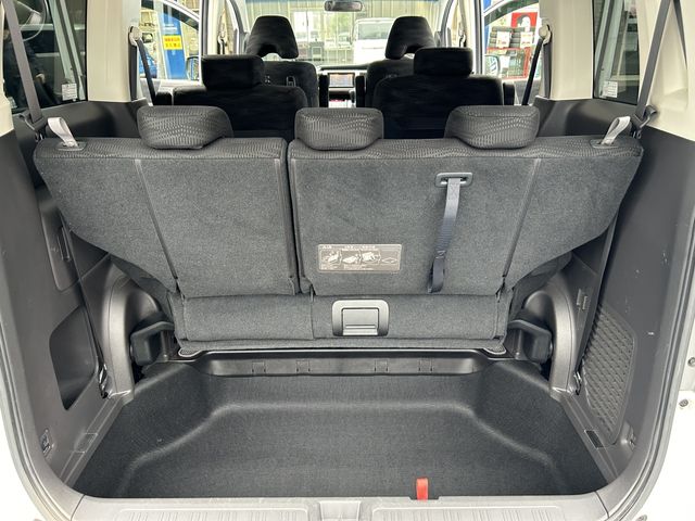Honda e 2013-02 190481-23
