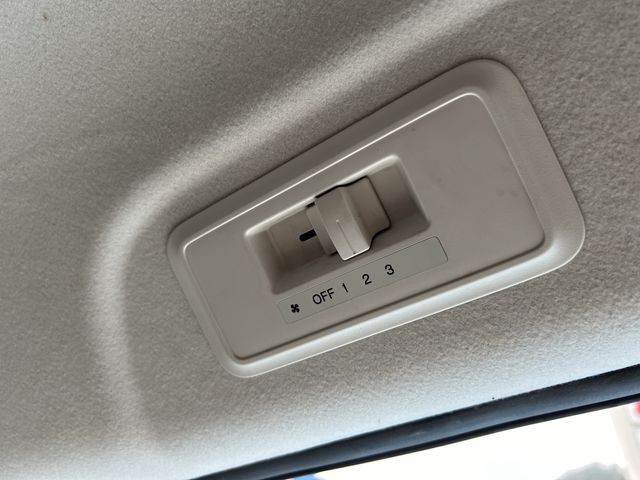 Honda e 2013-02 190481-22