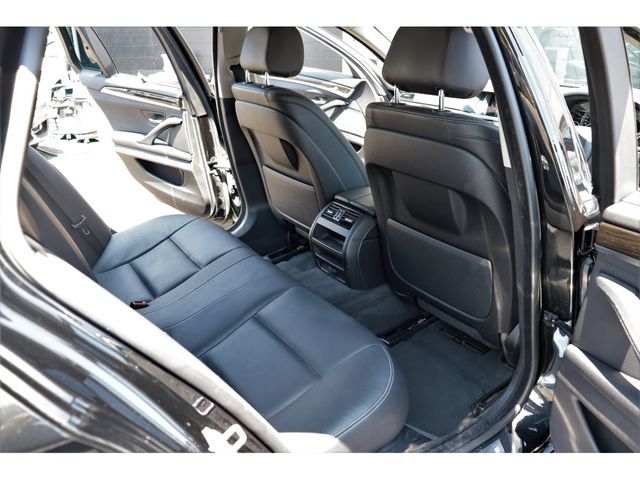 Bmw 5 SERIES 2016-01 7737-3
