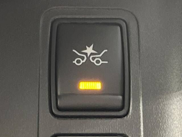 Nissan SERENA 2018-04 12427-17