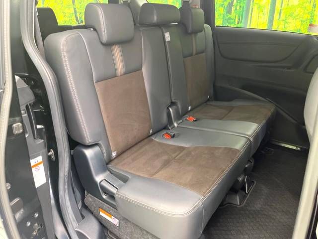 Toyota SIENTA 2019-06 11094-9