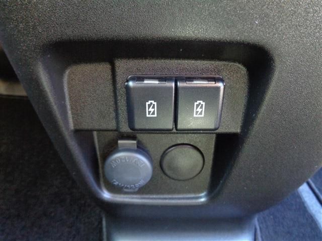 Suzuki SPACIA 2023-02 187968-19