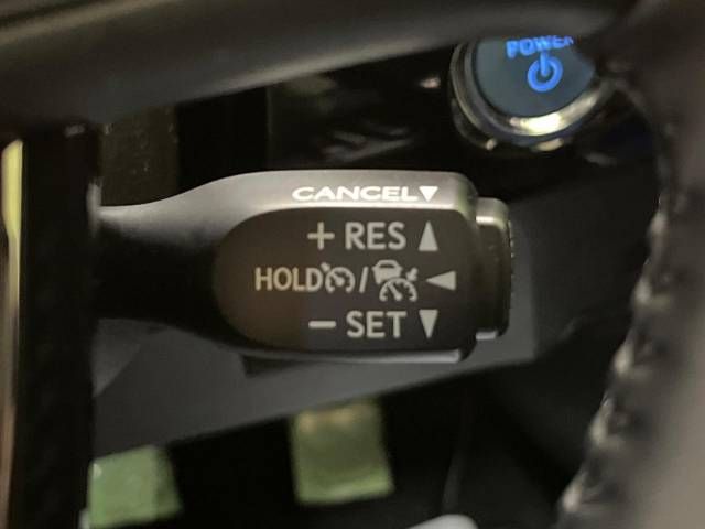 Toyota PRIUS 2019-03 27593-5