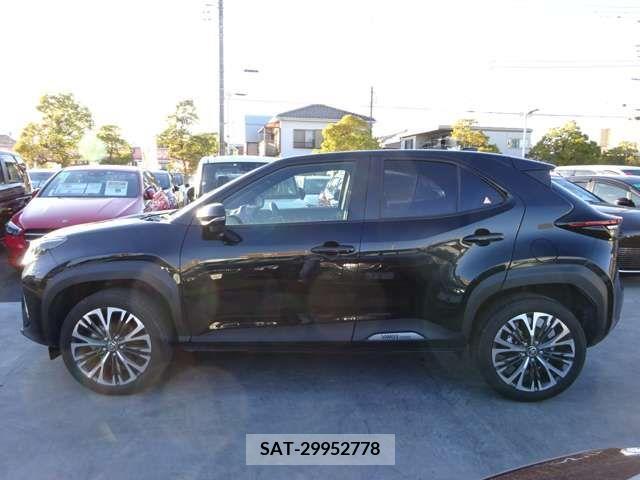 Toyota YARIS CROSS 2023-01 217719-10
