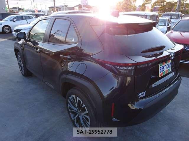 Toyota YARIS CROSS 2023-01 217719-2
