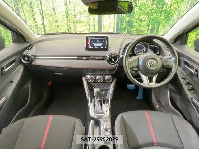 Mazda DEMIO 2015-09 379249-1