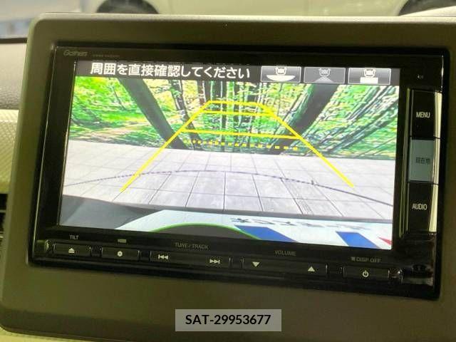 Honda N BOX 2020-06 221626-3