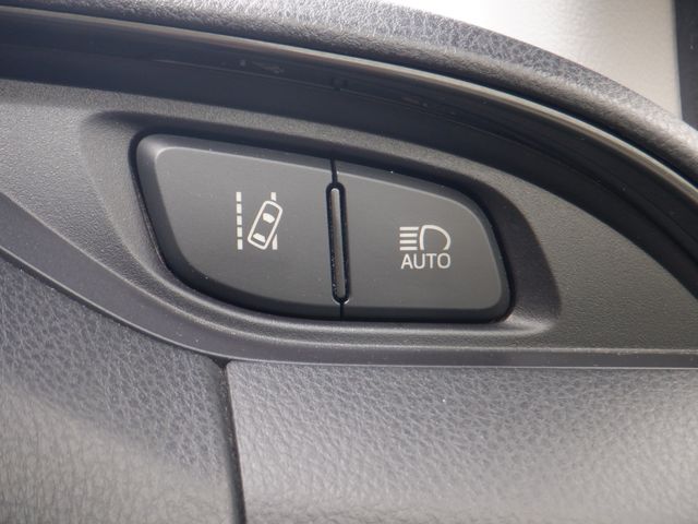Toyota VITZ 2018-07 5874-8