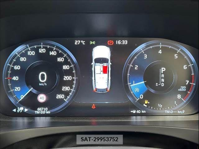 Volvo V90 2018-06 320567-6