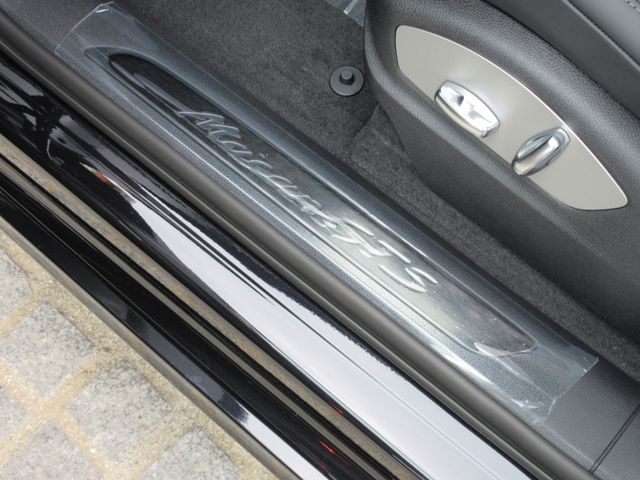Porsche MACAN 2023-08 25235-20